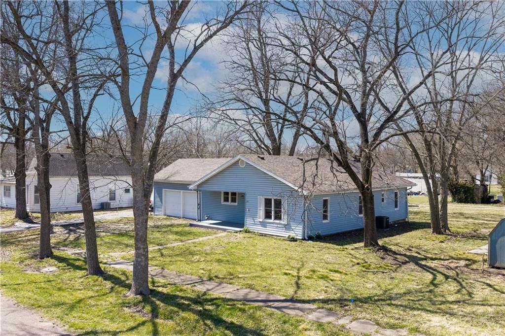 304 S Chestnut Street, Lamonte, MO 65337