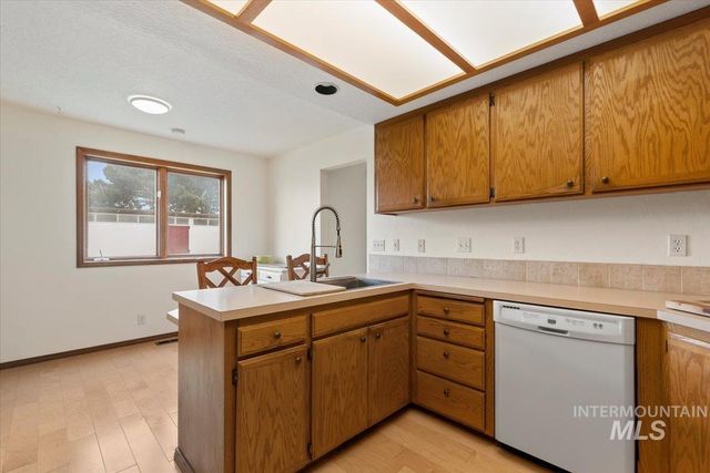 15335 David St, Caldwell, ID 83607