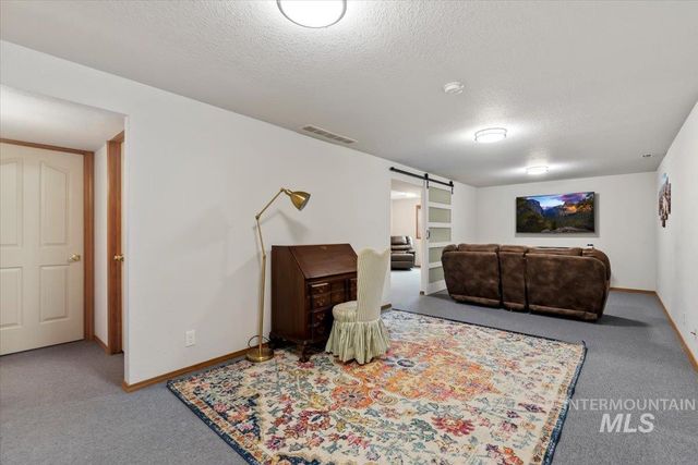 15335 David St, Caldwell, ID 83607