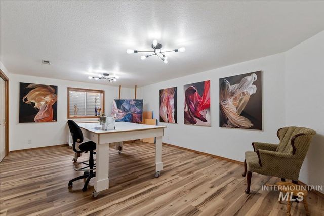 15335 David St, Caldwell, ID 83607