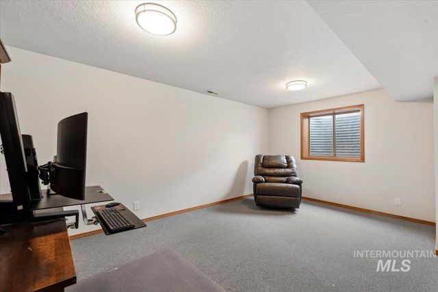 15335 David St, Caldwell, ID 83607