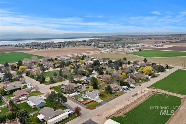 15335 David St, Caldwell, ID 83607