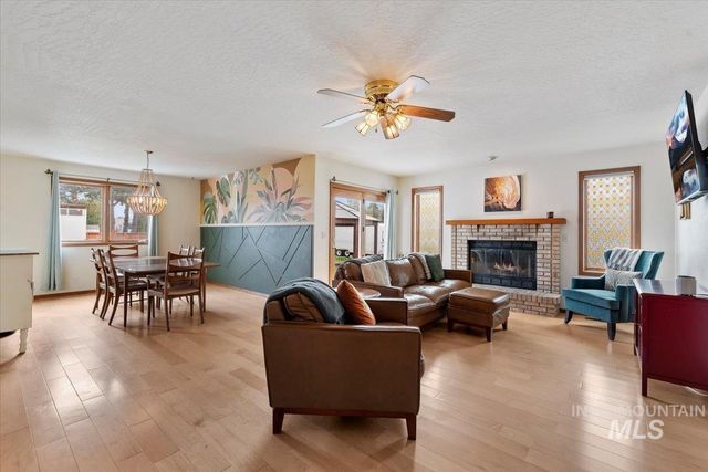 15335 David St, Caldwell, ID 83607