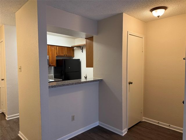 2120 El Paseo Street 2406, Houston, TX 77054