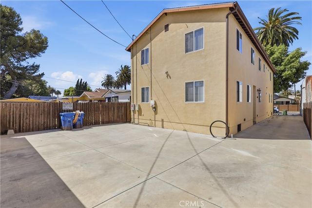 1614 W 39th Place, Los Angeles, CA 90062