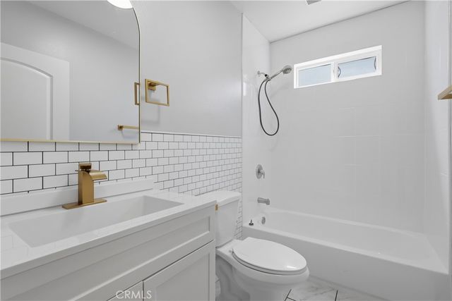 1614 W 39th Place, Los Angeles, CA 90062