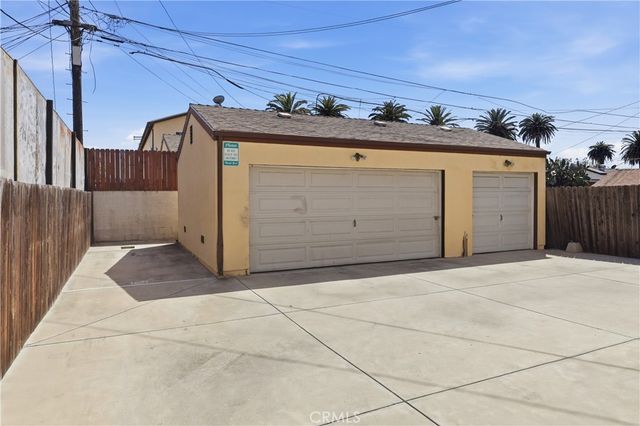 1614 W 39th Place, Los Angeles, CA 90062