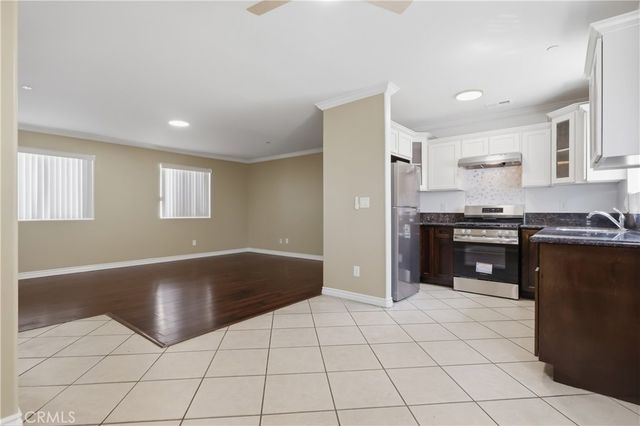 1614 W 39th Place, Los Angeles, CA 90062