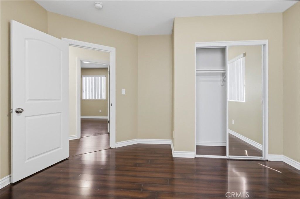 Image 34 of property listing at 1614 W 39th Place, Los Angeles, CA 90062