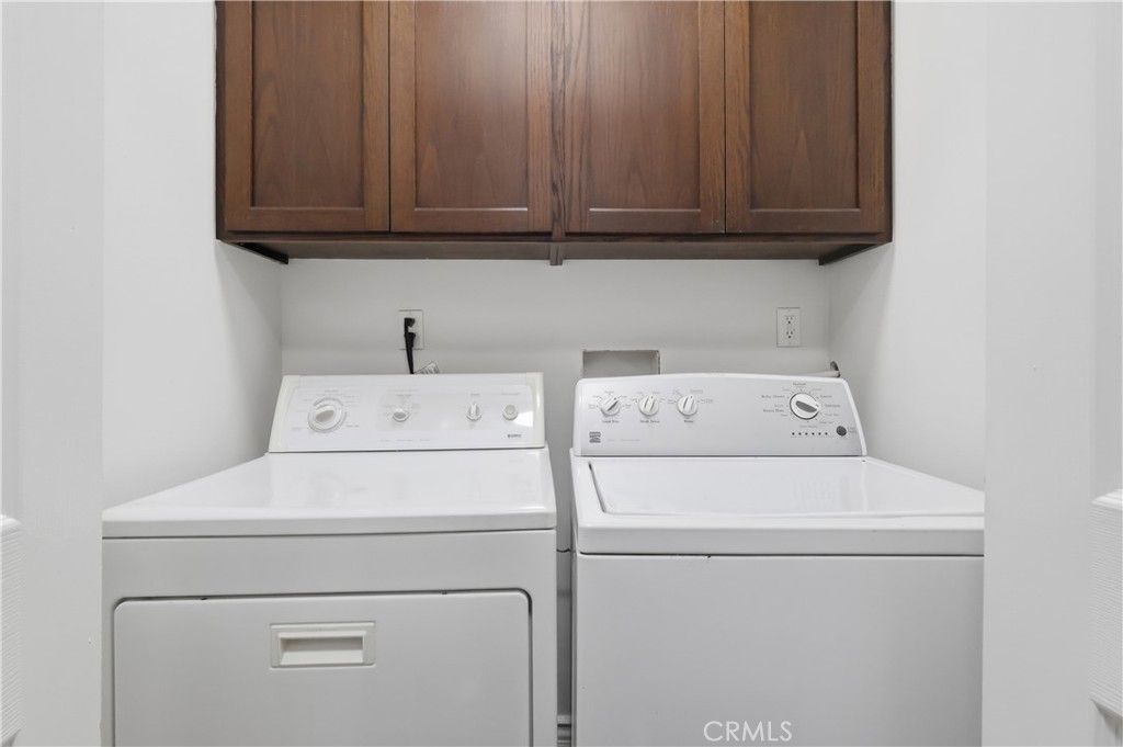 Image 36 of property listing at 1614 W 39th Place, Los Angeles, CA 90062