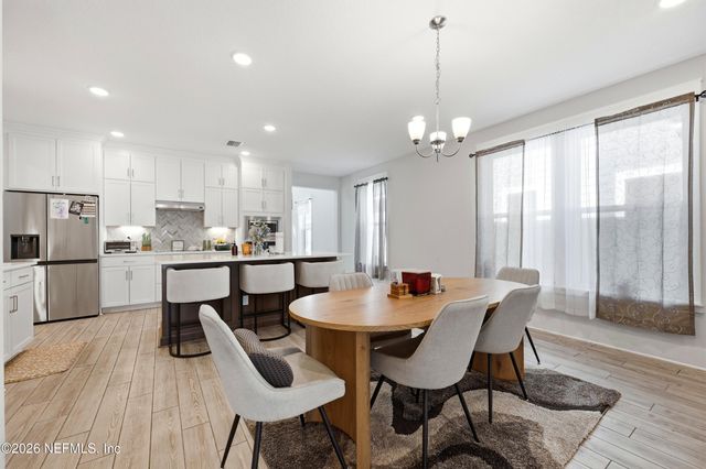 10021 INVENTION Lane, Jacksonville, FL 32256