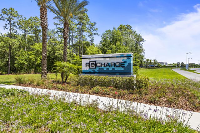 10021 INVENTION Lane, Jacksonville, FL 32256