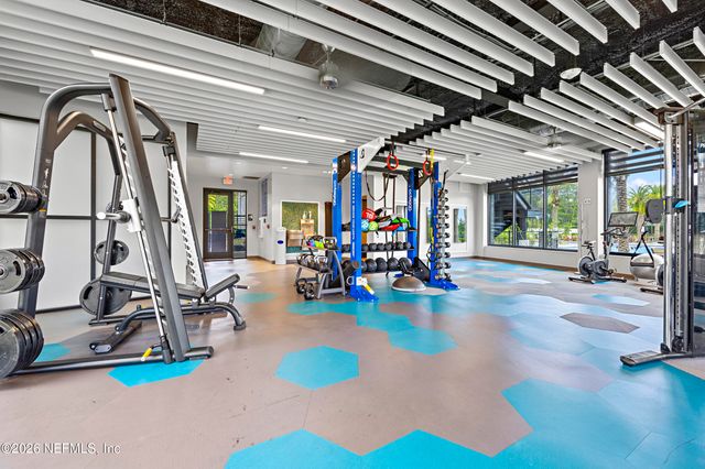 10021 INVENTION Lane, Jacksonville, FL 32256