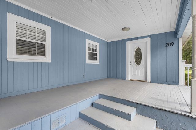 209 SE 47TH STREET, Gainesville, FL 32641