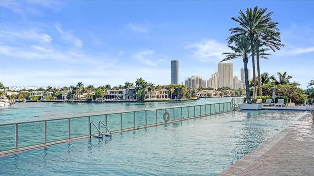 20201 E Country Club Dr 1808, Aventura, FL 33180