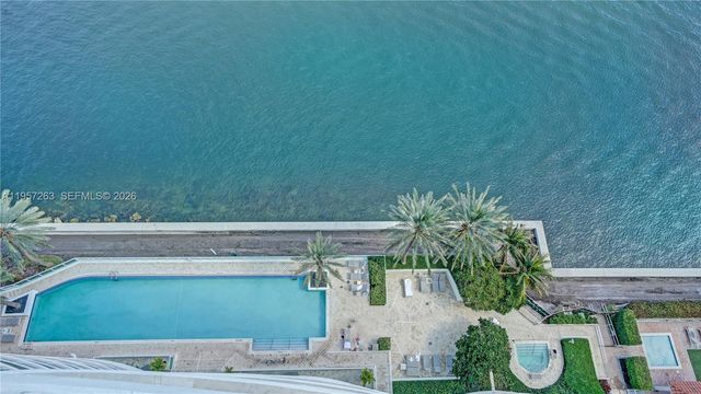 20201 E Country Club Dr 1808, Aventura, FL 33180