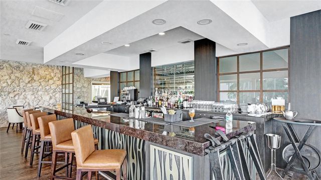 20201 E Country Club Dr 1808, Aventura, FL 33180