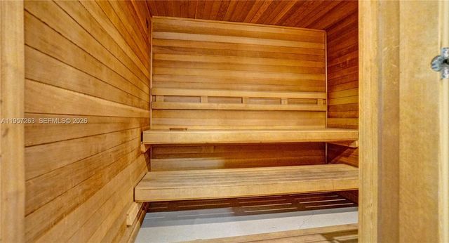 20201 E Country Club Dr 1808, Aventura, FL 33180