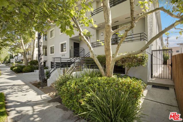 5712 Camellia Avenue, North Hollywood (los Angeles), CA 91601