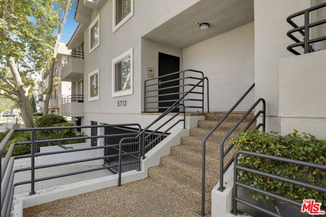 5712 Camellia Avenue, North Hollywood (los Angeles), CA 91601