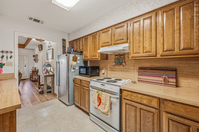 4527 S Keller Road, Mineral Wells, TX 76067