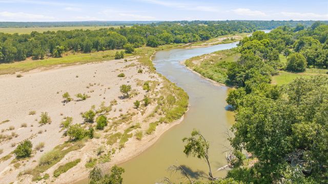 4527 S Keller Road, Mineral Wells, TX 76067