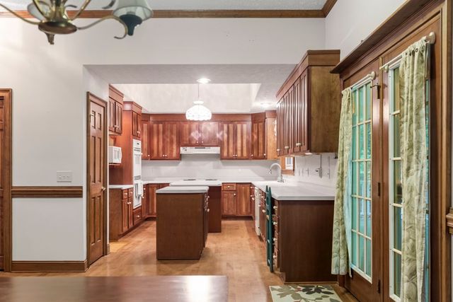 110 Woodcliff Road, Westminster, SC 29693
