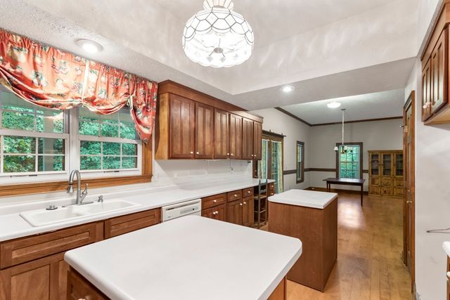 110 Woodcliff Road, Westminster, SC 29693