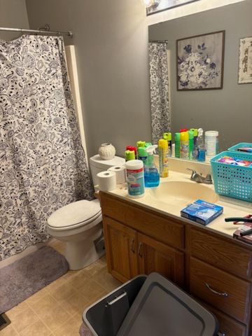 710 10th Street SW, Pine Island, MN 55963