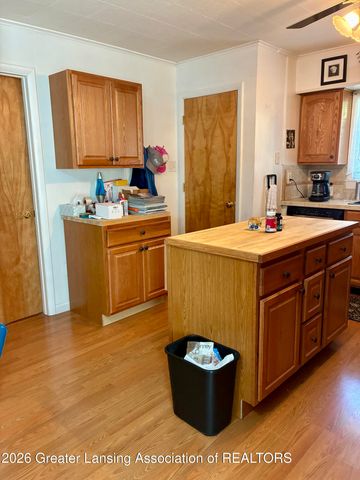 7100 Lynn Street, Perry, MI 48872
