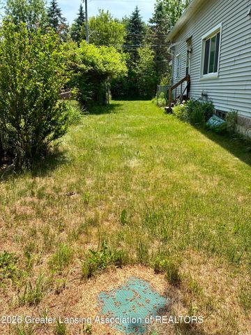 7100 Lynn Street, Perry, MI 48872