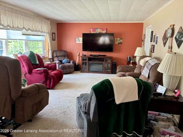 7100 Lynn Street, Perry, MI 48872