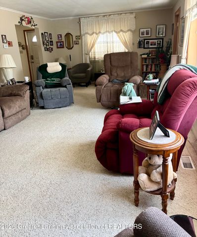7100 Lynn Street, Perry, MI 48872