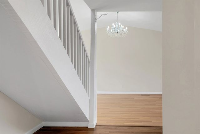 28339 Cabrini Dr, Hayward, CA 94545