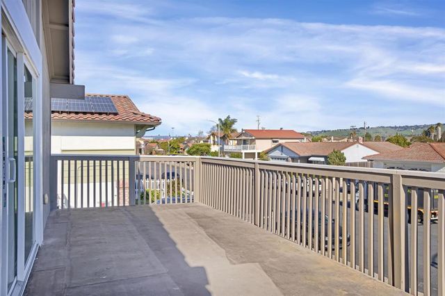 28339 Cabrini Dr, Hayward, CA 94545