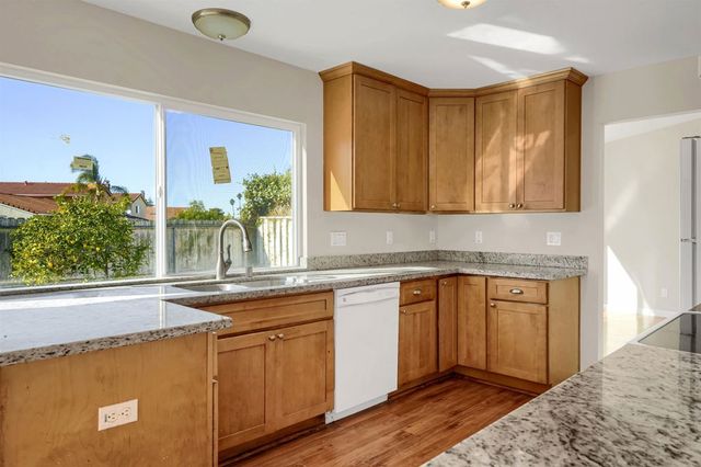 28339 Cabrini Dr, Hayward, CA 94545