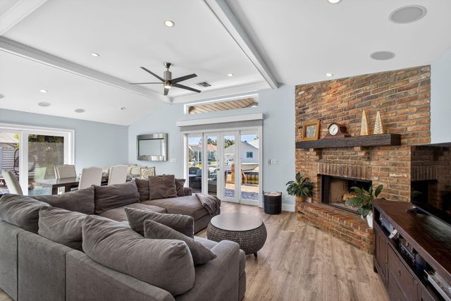 908 Penn Trail, Jupiter, FL 33458