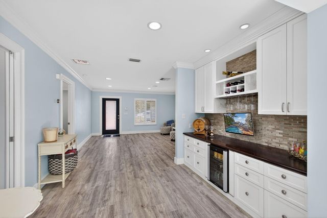 908 Penn Trail, Jupiter, FL 33458