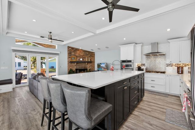 908 Penn Trail, Jupiter, FL 33458