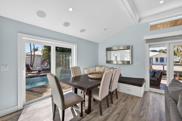 908 Penn Trail, Jupiter, FL 33458