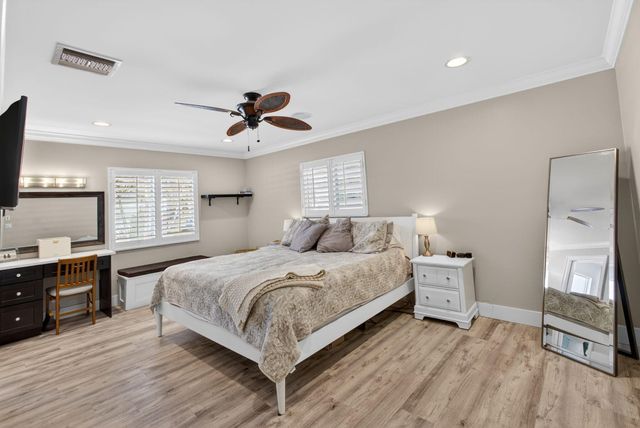 908 Penn Trail, Jupiter, FL 33458