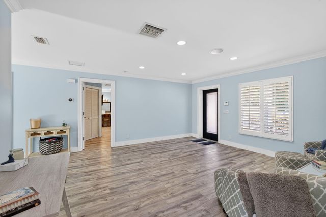 908 Penn Trail, Jupiter, FL 33458