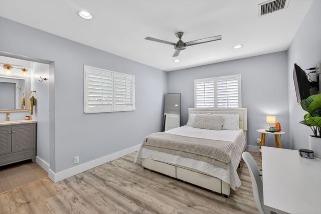 908 Penn Trail, Jupiter, FL 33458