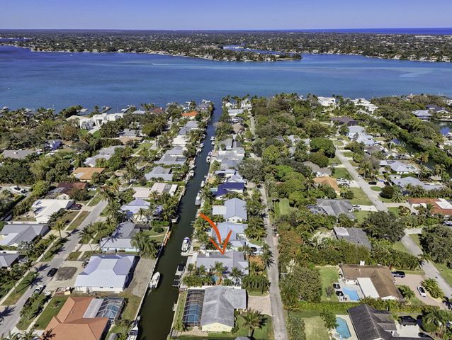 908 Penn Trail, Jupiter, FL 33458