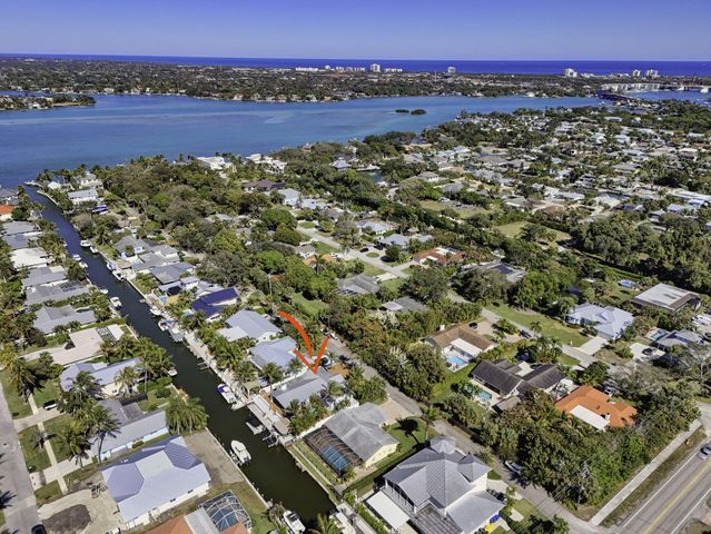 908 Penn Trail, Jupiter, FL 33458