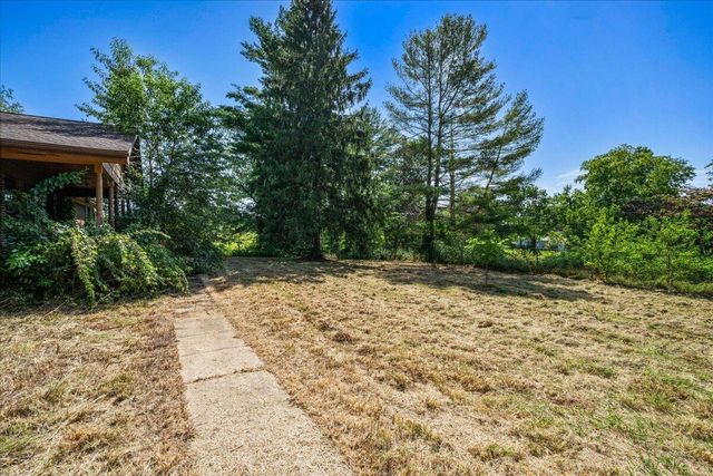644 Maple Grove Road, London, KY 40744