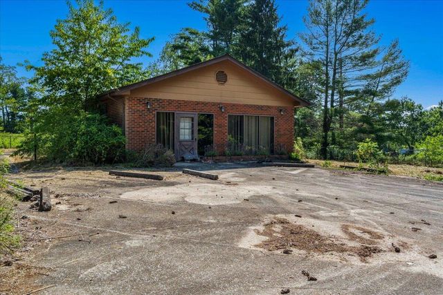 644 Maple Grove Road, London, KY 40744