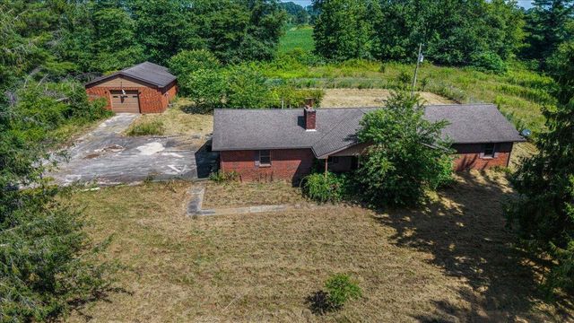 644 Maple Grove Road, London, KY 40744