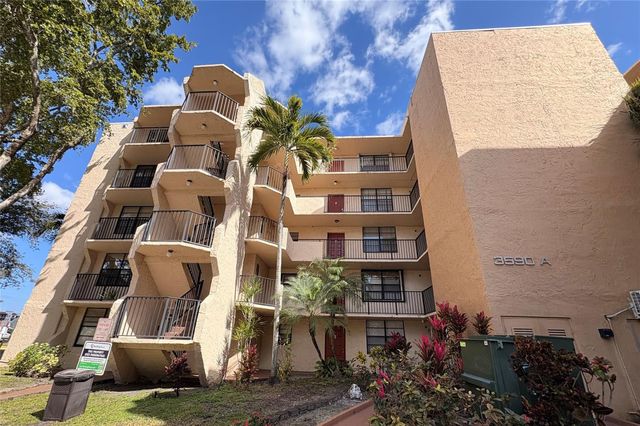 3590 Blue Lake Drive 104, Pompano Beach, FL 33064