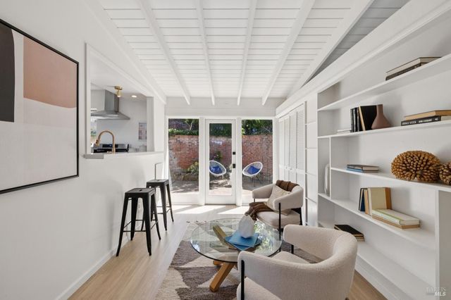 75 Platt Ave, Sausalito, CA 94965